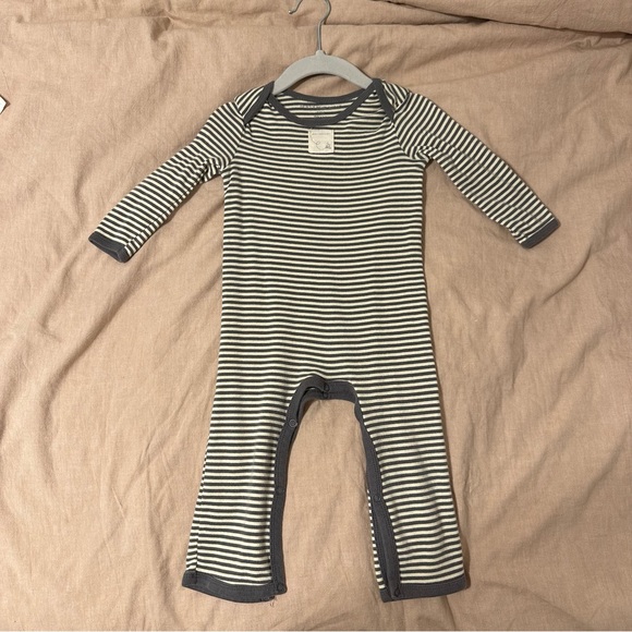 Burt's Bees Baby Other - Burt’s Bees 6-9m One Piece